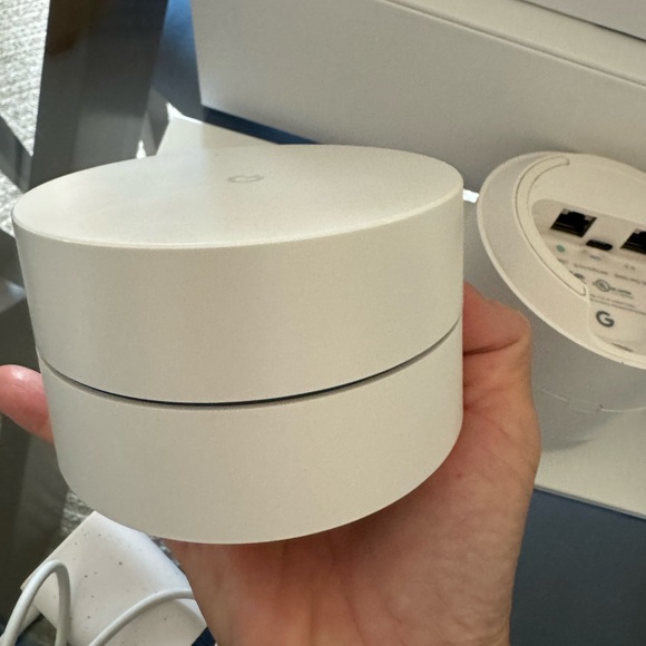 Google Nest WiFi System 3-Pack Model NLS-1304 (White) - Picture 9 of 12